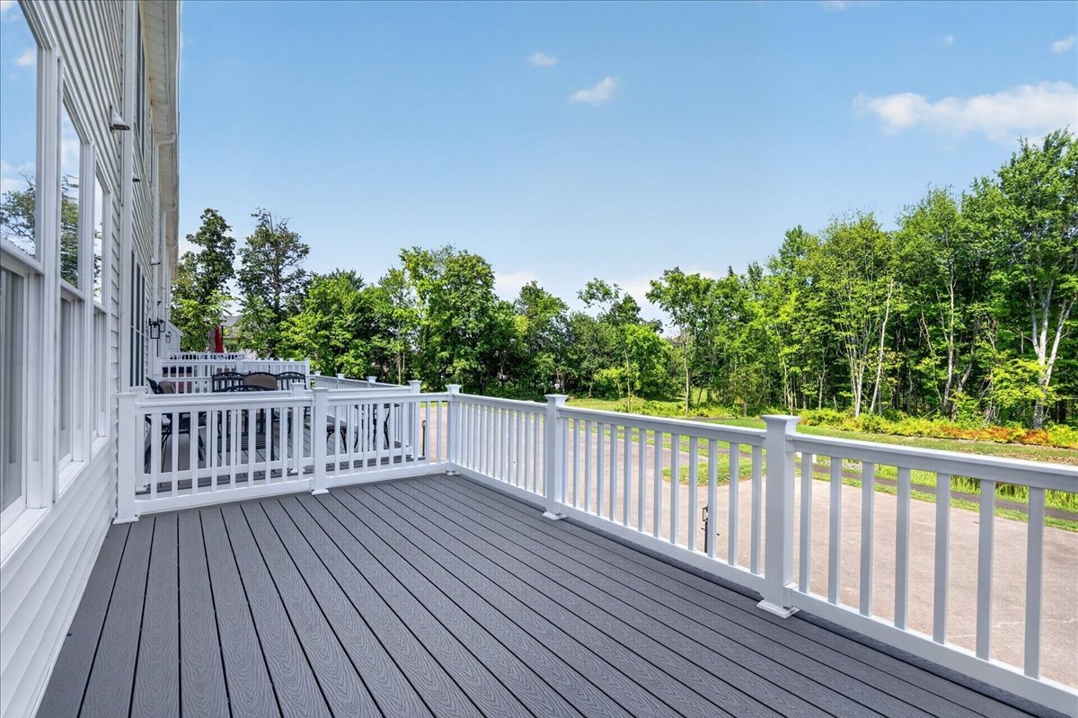Avondale Walk optional second-floor deck