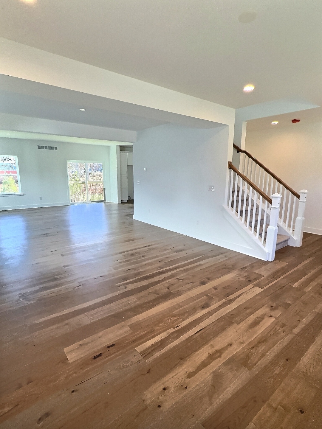 Worthington interior view 3