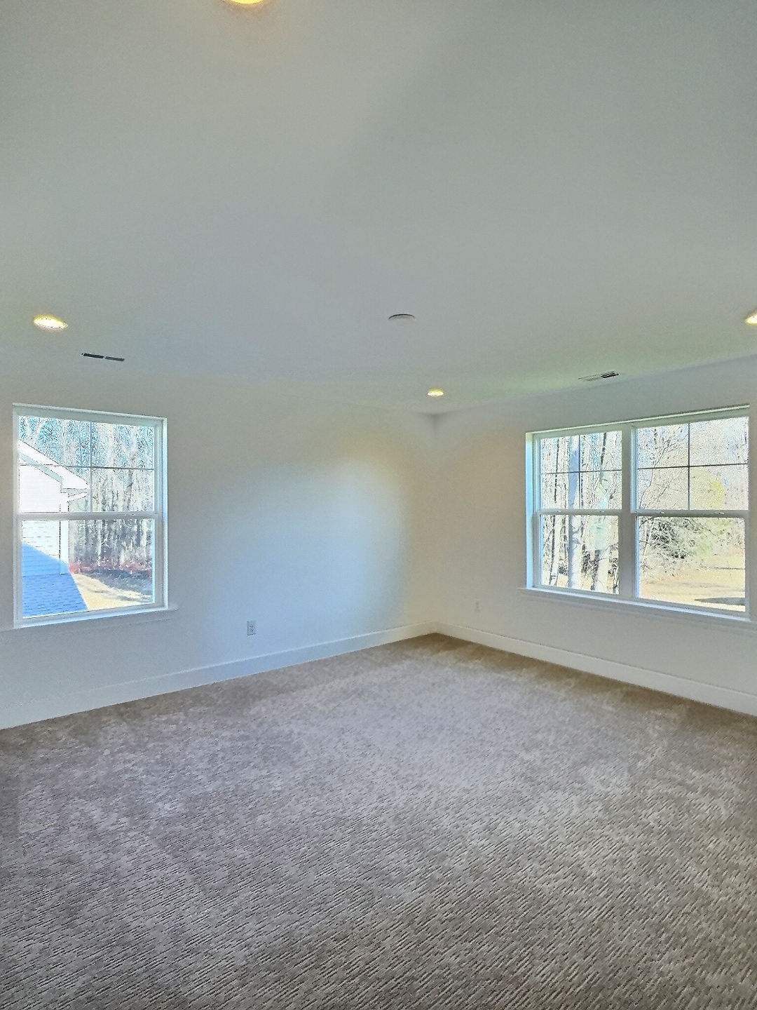 Worthington interior view 11
