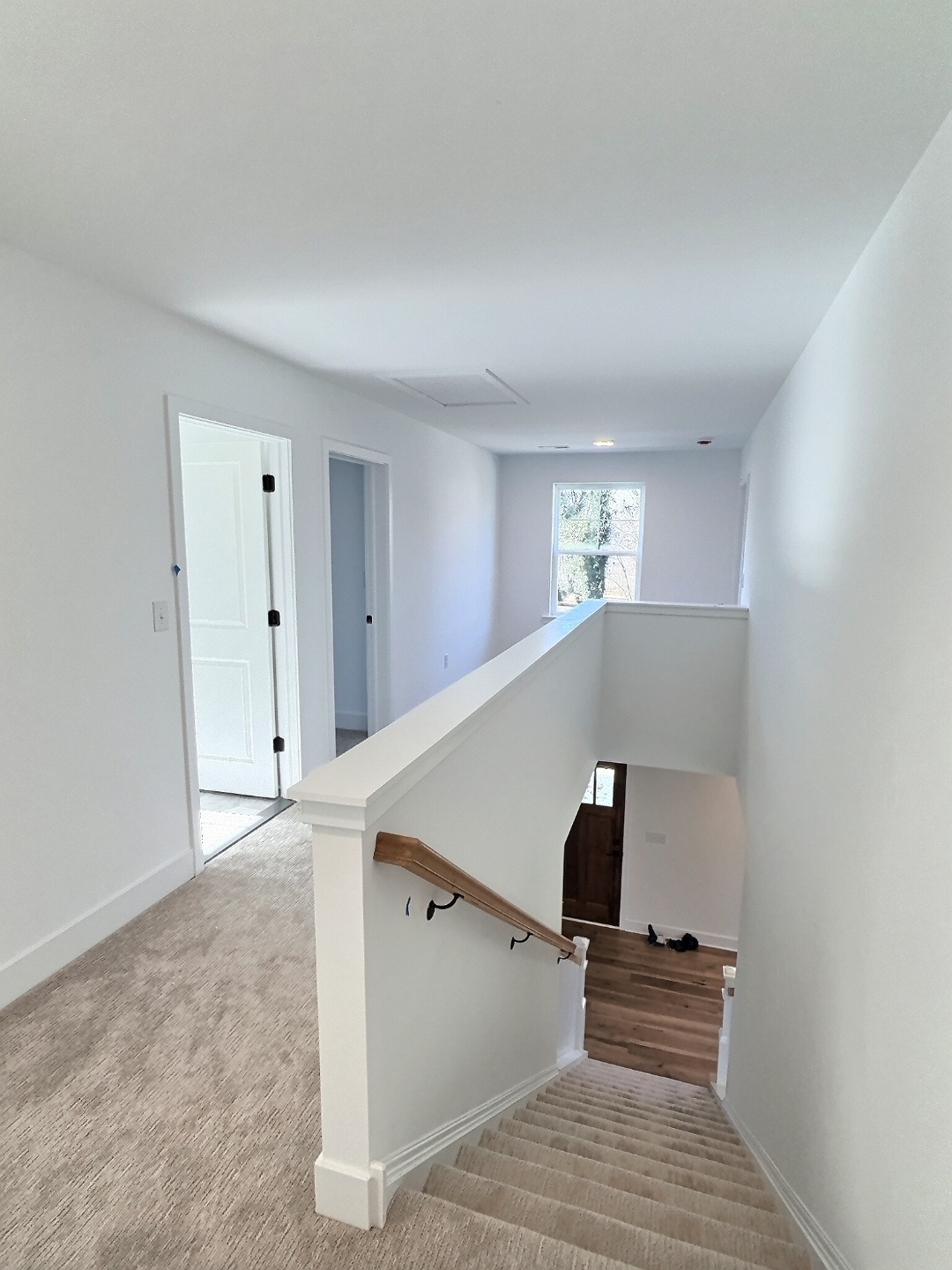 Worthington interior view 14