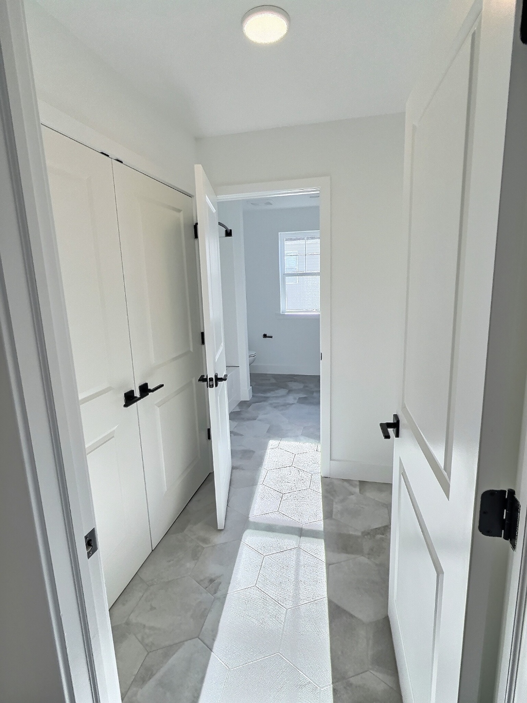 Worthington interior view 17