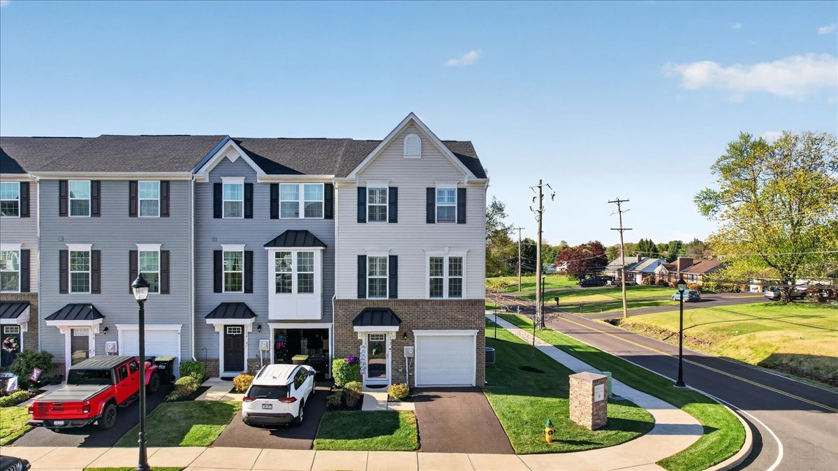 172 Station Drive aerial